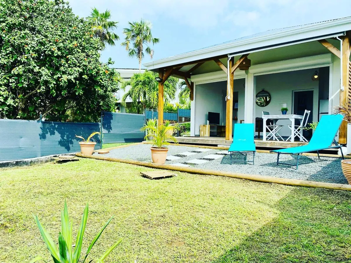 Vanille, A Proximite Des Plages, Idealement Situe Pour Visiter La Guadeloupe Ле-Гозье 0*,  Гваделупа